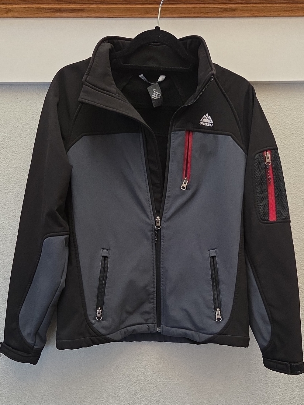 Snozu Youth Performance Jacket Black Gray Size Large (14-16)